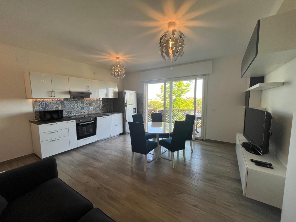 Scaramuzza 7 Apartman Grado Kültér fotó